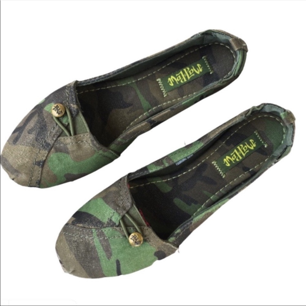 MAD LOVE Green Camouflage Shoes